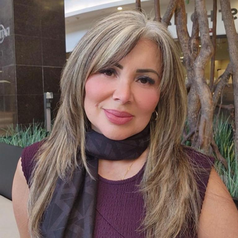 Maria Carolina Fernandez Logo